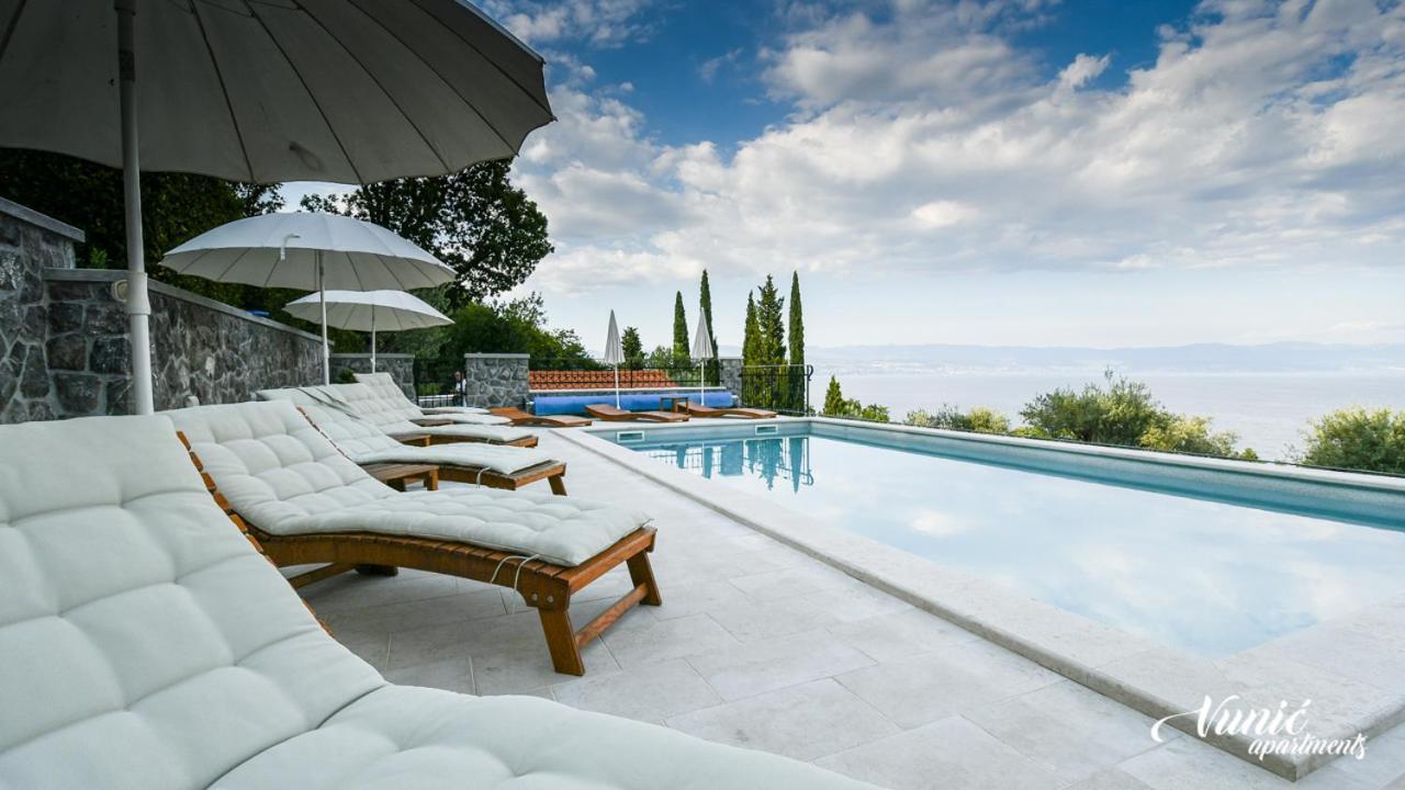 Apartments Vunic Mošćenička Draga Екстериор снимка