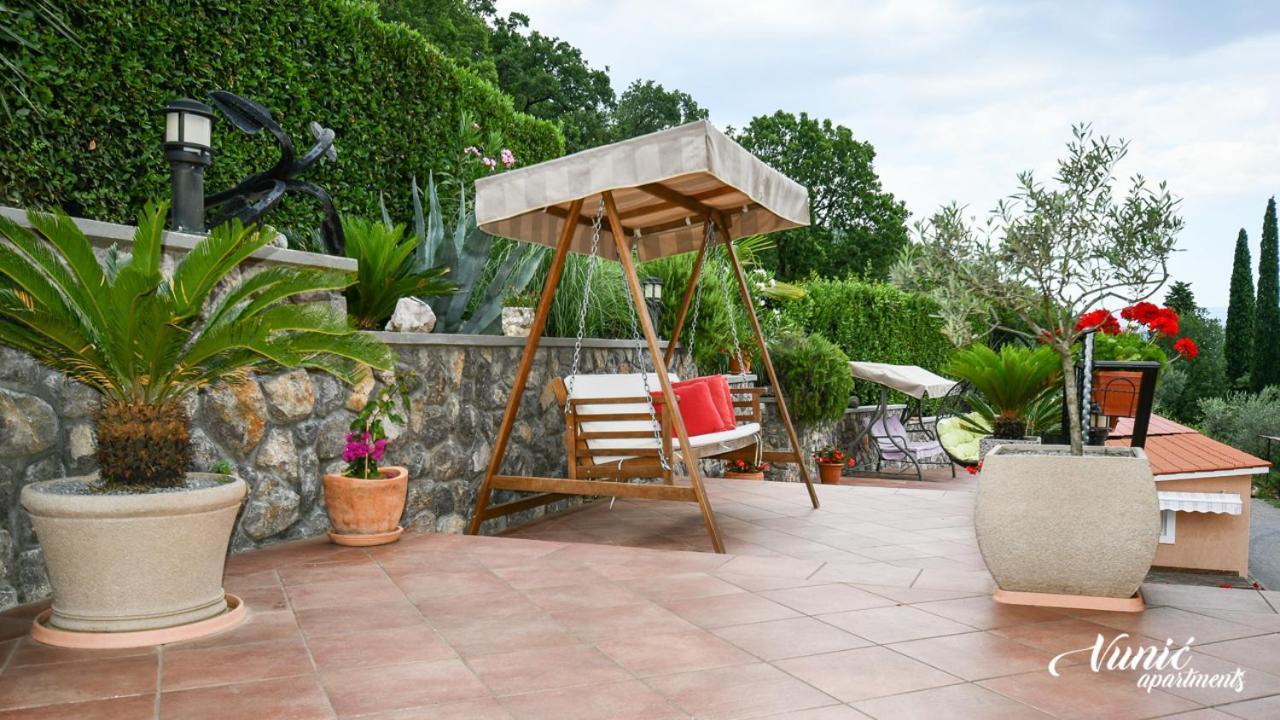 Apartments Vunic Mošćenička Draga Екстериор снимка