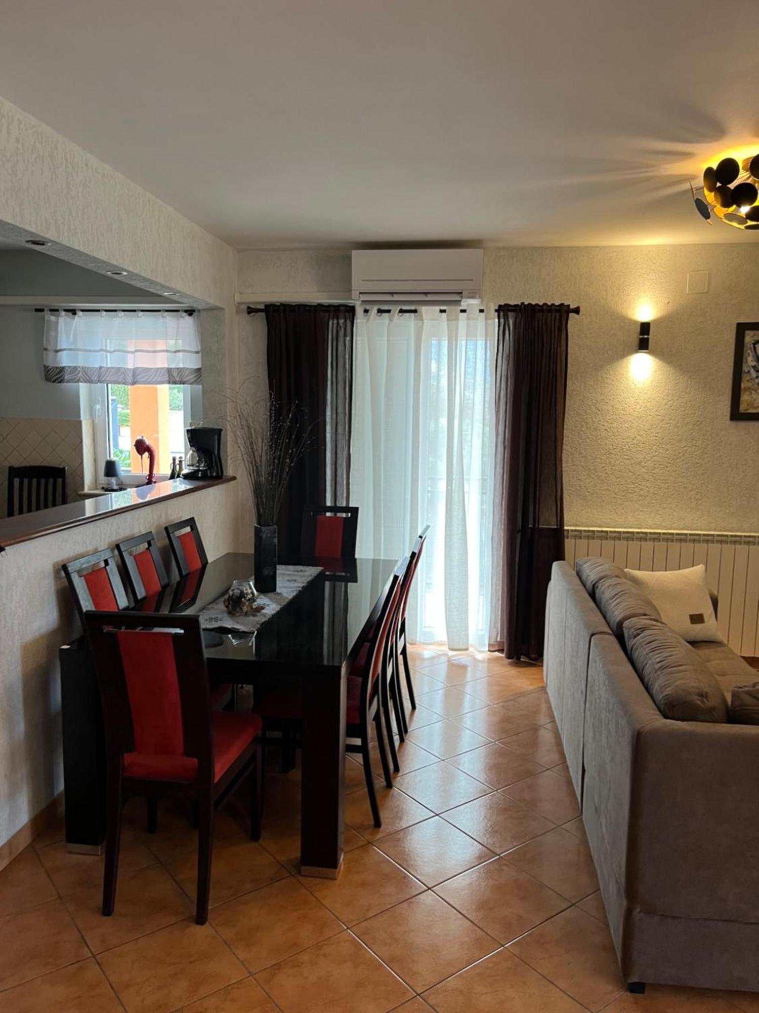 Apartments Vunic Mošćenička Draga Екстериор снимка