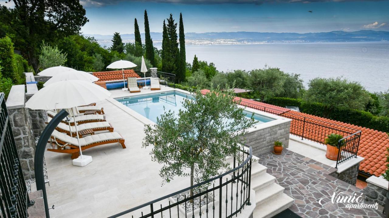 Apartments Vunic Mošćenička Draga Екстериор снимка