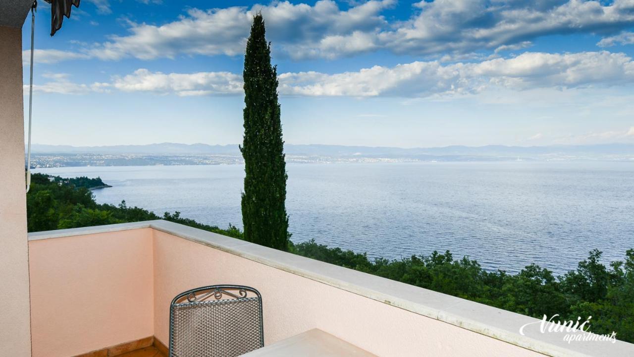 Apartments Vunic Mošćenička Draga Екстериор снимка