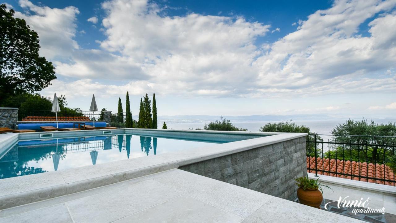 Apartments Vunic Mošćenička Draga Екстериор снимка