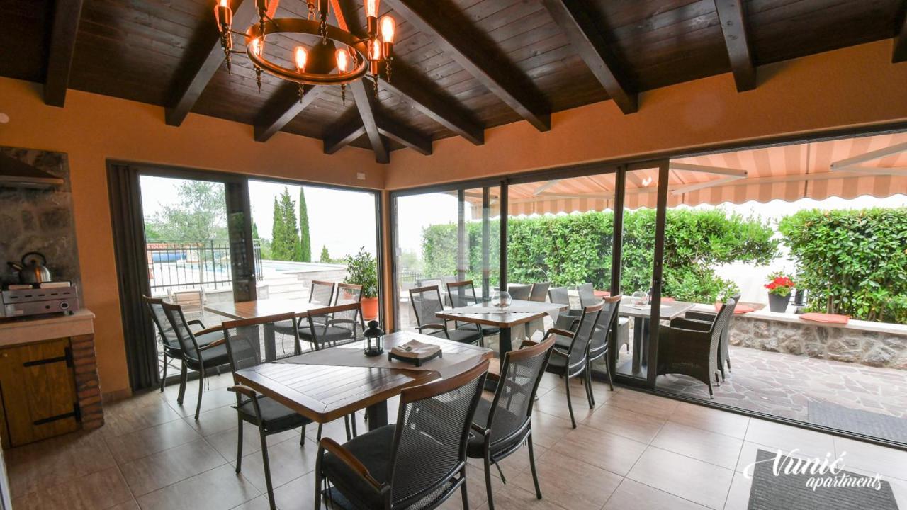 Apartments Vunic Mošćenička Draga Екстериор снимка