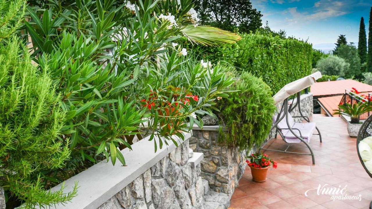 Apartments Vunic Mošćenička Draga Екстериор снимка