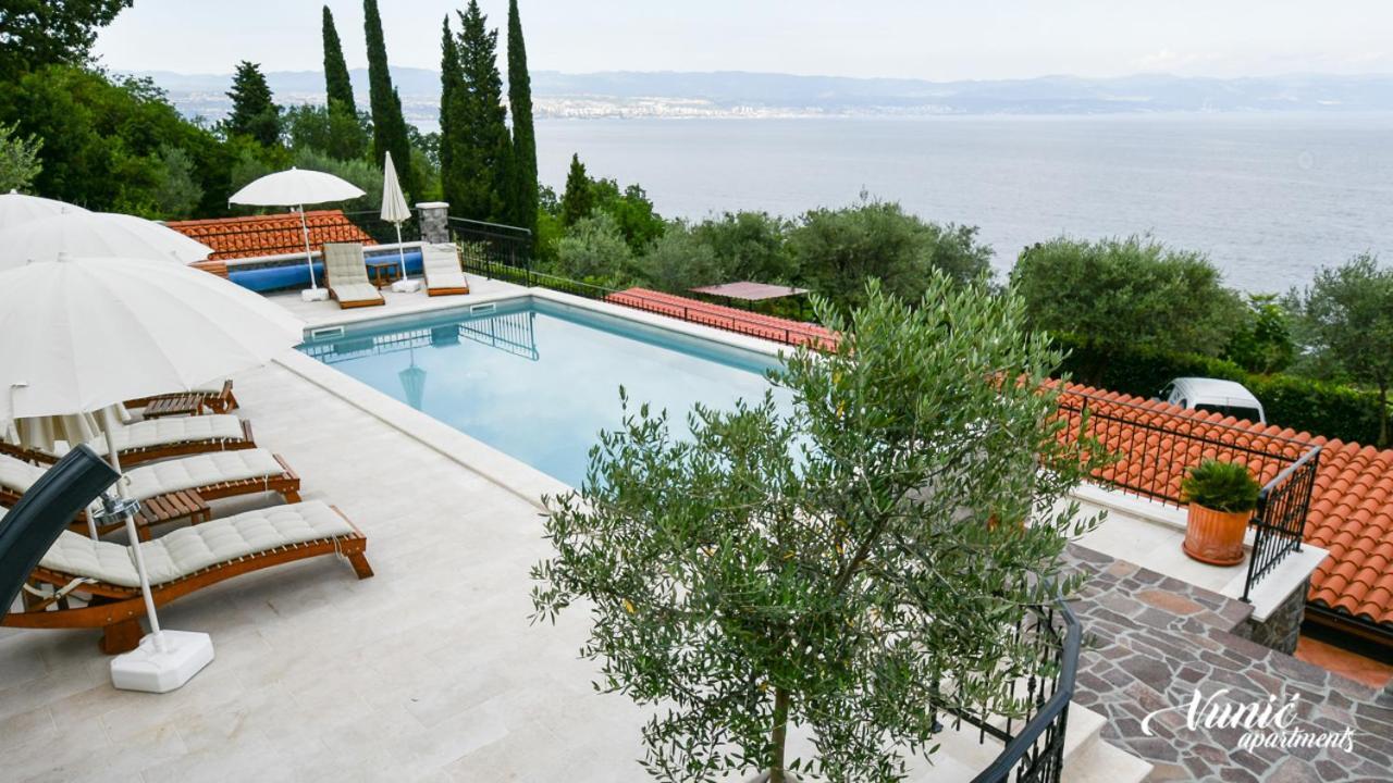 Apartments Vunic Mošćenička Draga Екстериор снимка